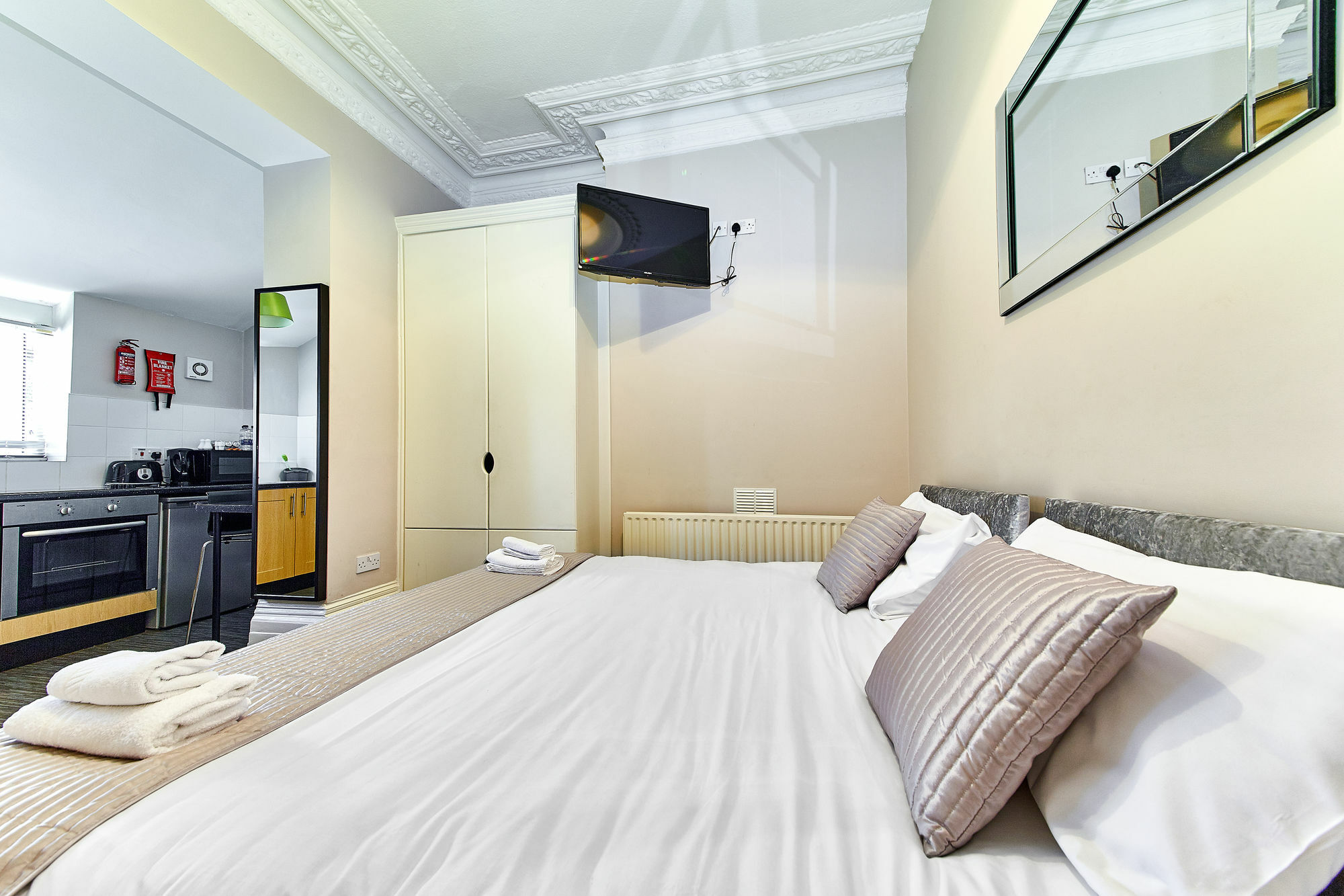 United Lodge Hotel And Apartments Londyn Zewnętrze zdjęcie
